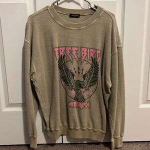 Ribbed cute crew neck!